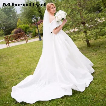 Mbcullyd Romantiška vestuvinė suknelė nuo peties 2023 m Prabangios satino ilgos nuotakos suknelės Oficiali balinė suknelė Vestido De Noiva plius dydis
